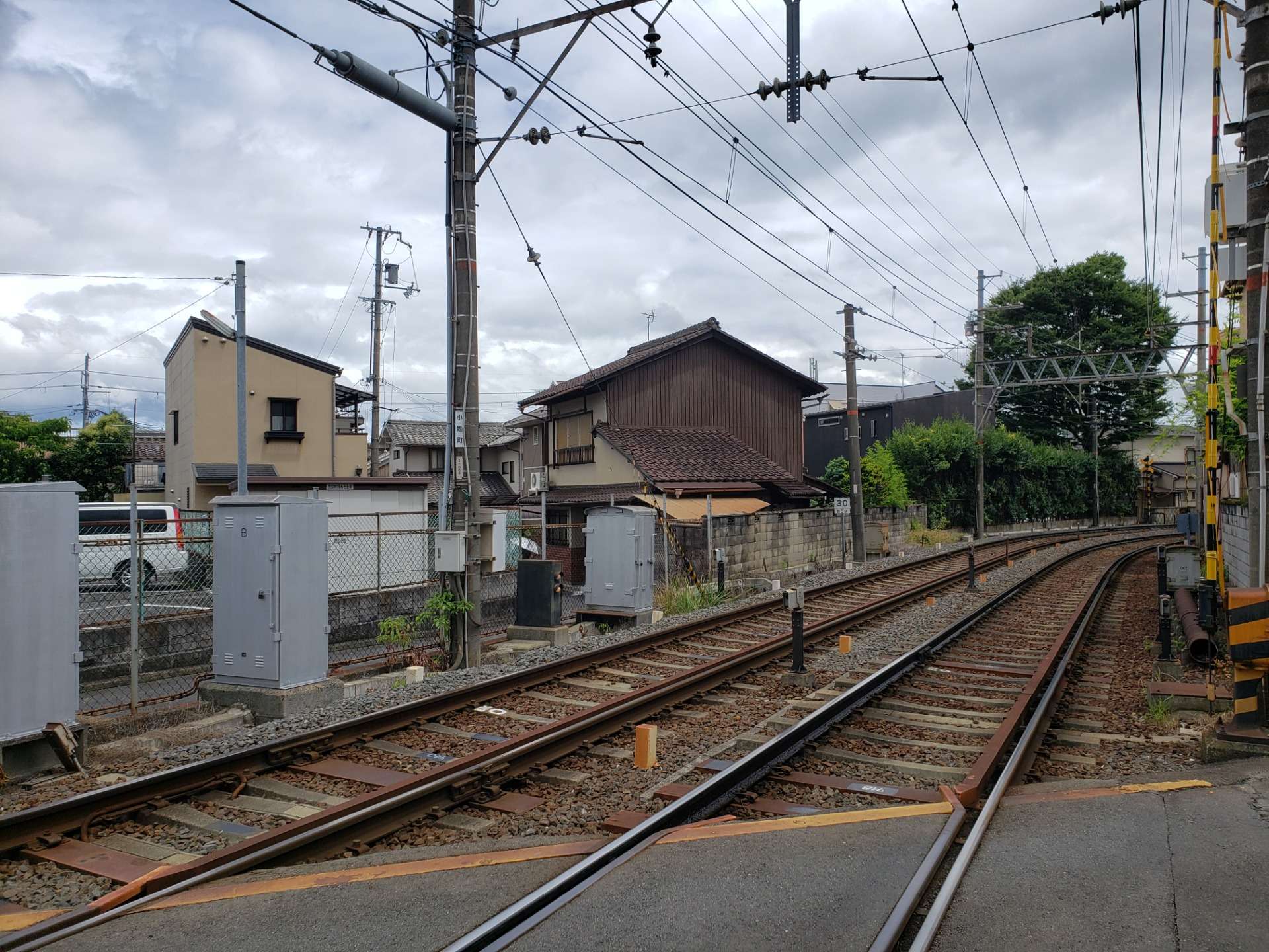 滋賀県　大津市本丸町