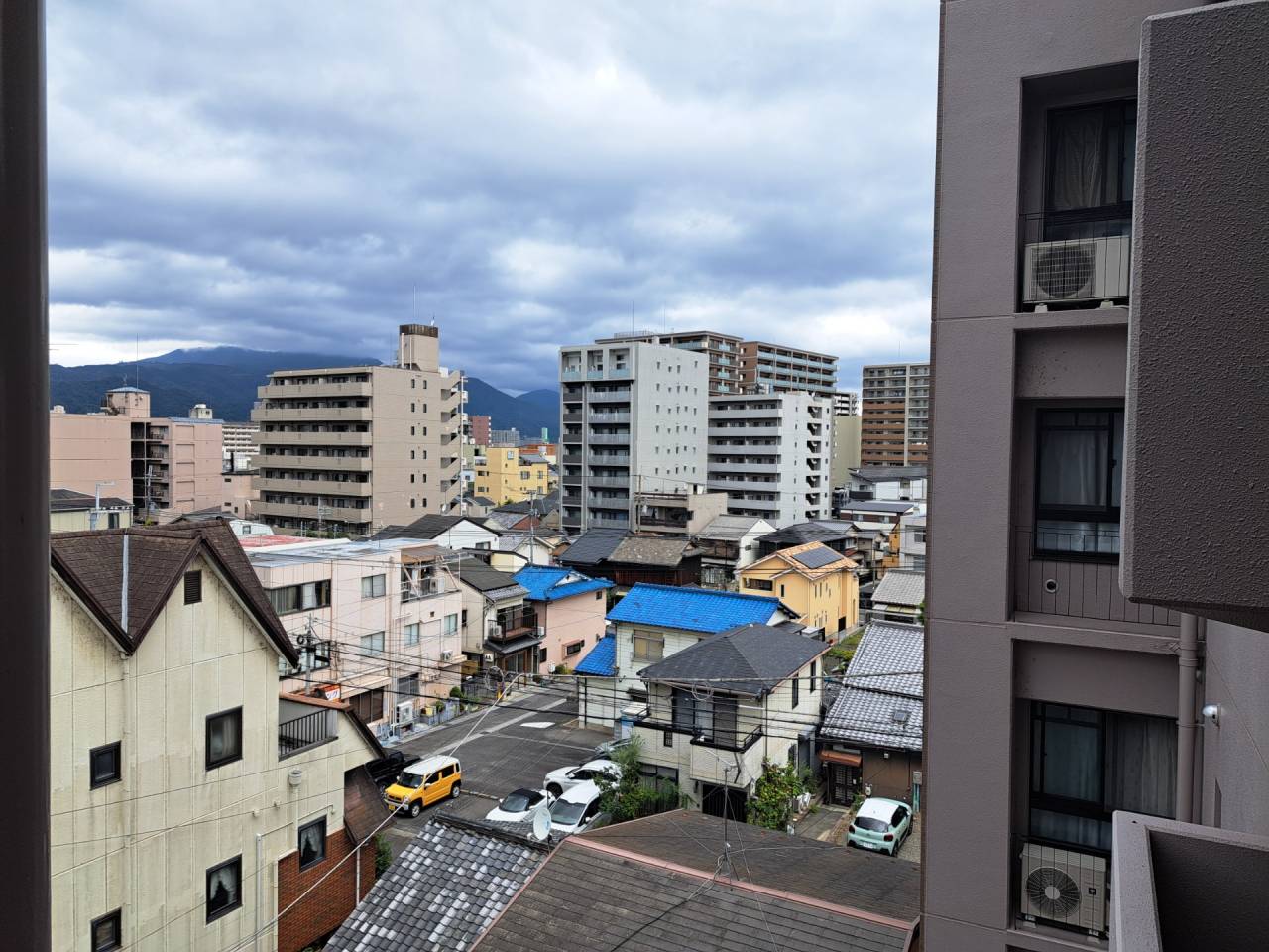 滋賀県　ロータリーマンション大津・京町　角住戸