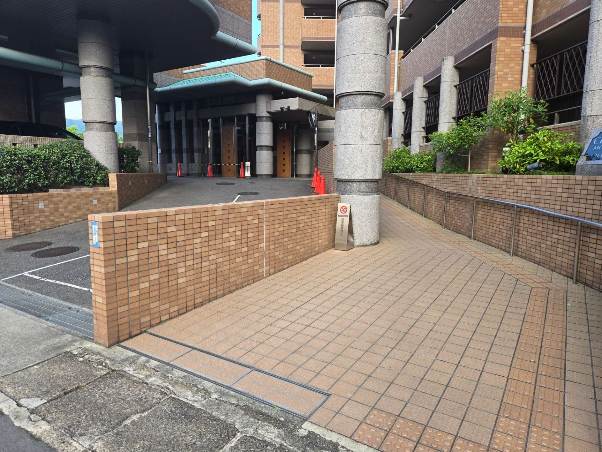 京都府　クレステージ桃山