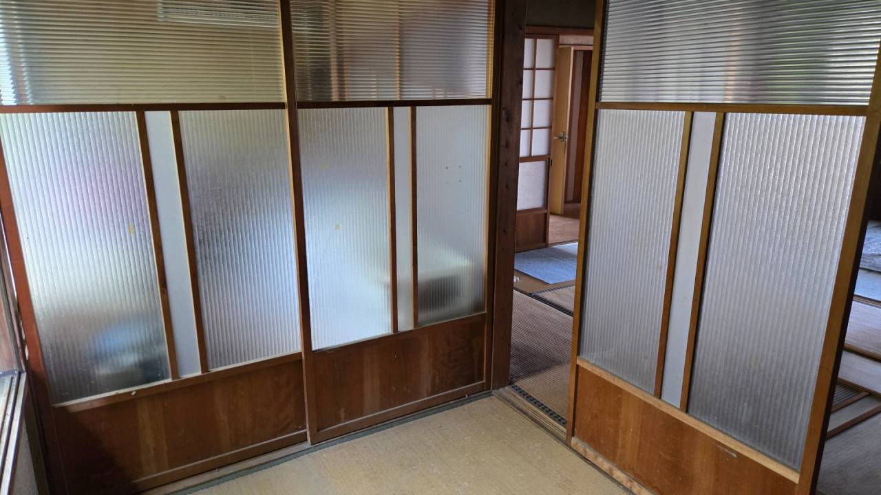 静岡県　湖西市大知波