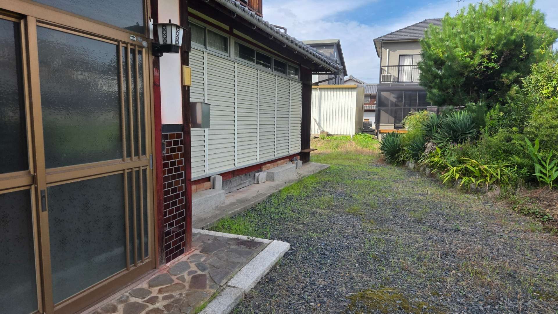 滋賀県　草津市下寺町